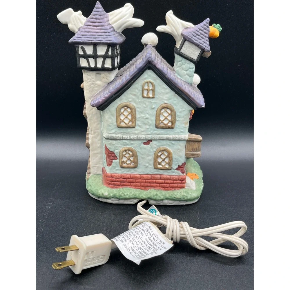 Vtg Light Up Ceramic Haunted House Halloween Ghost Pumpkin Bat Decor 7